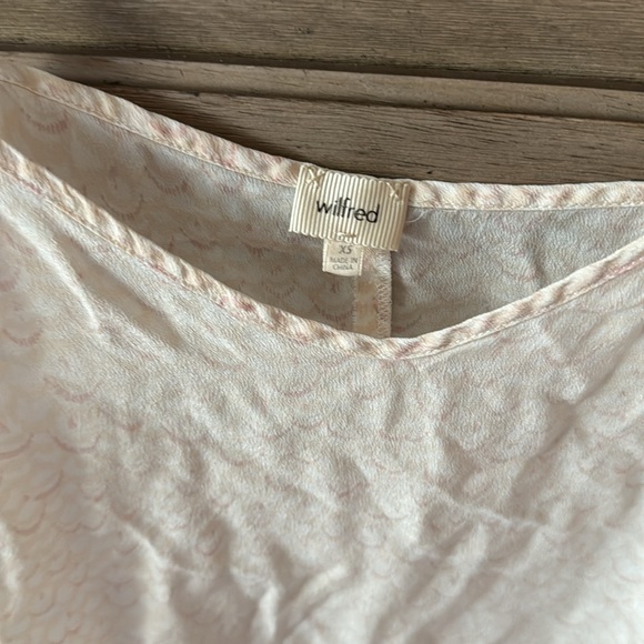 Wilfred Aritzia silk Cami size XS - Picture 2 of 2